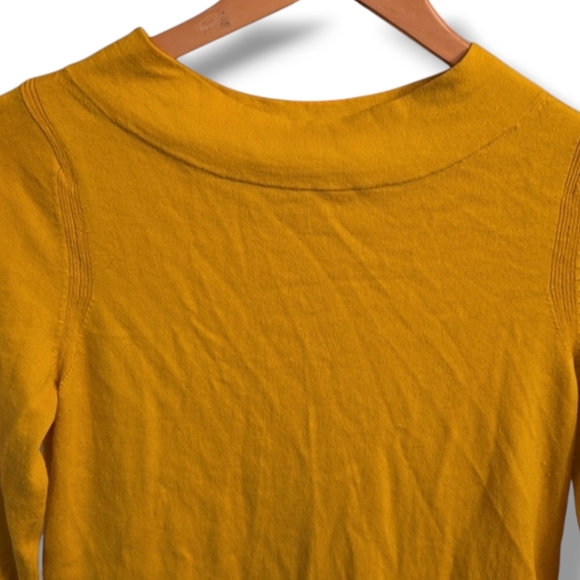 Angel of the North Yellow Cotton Cashmere Wool Blend Top - Picture 4 of 8